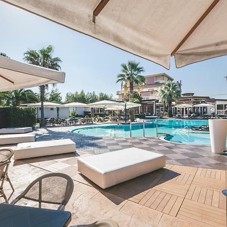 ואסטו Hotel Acquario מראה חיצוני תמונה