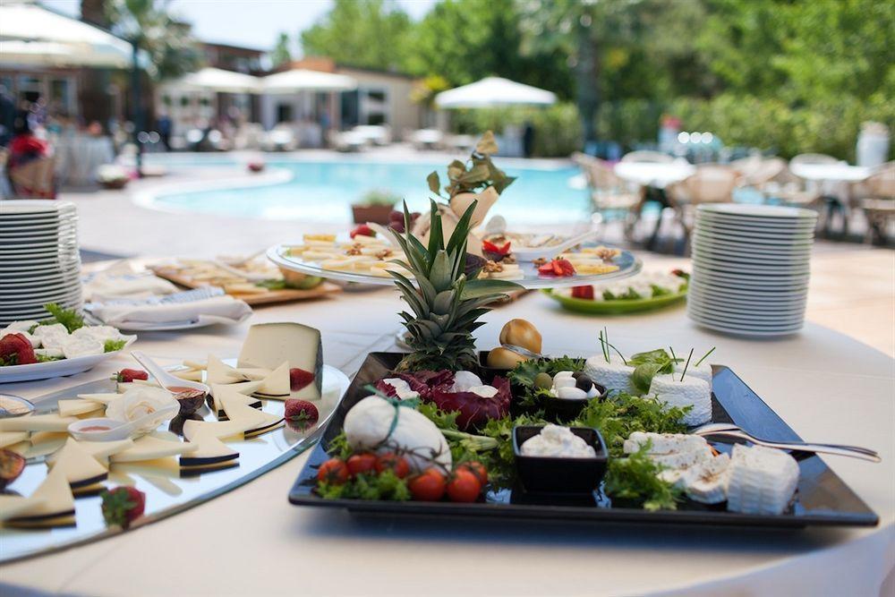 ואסטו Hotel Acquario מראה חיצוני תמונה