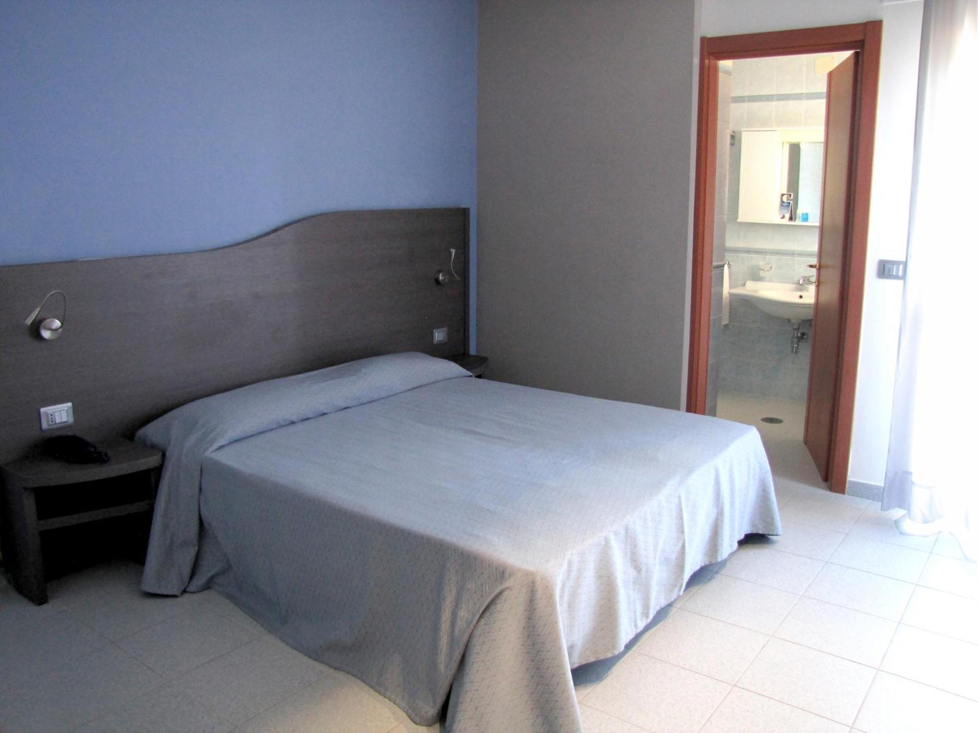 ואסטו Hotel Acquario מראה חיצוני תמונה