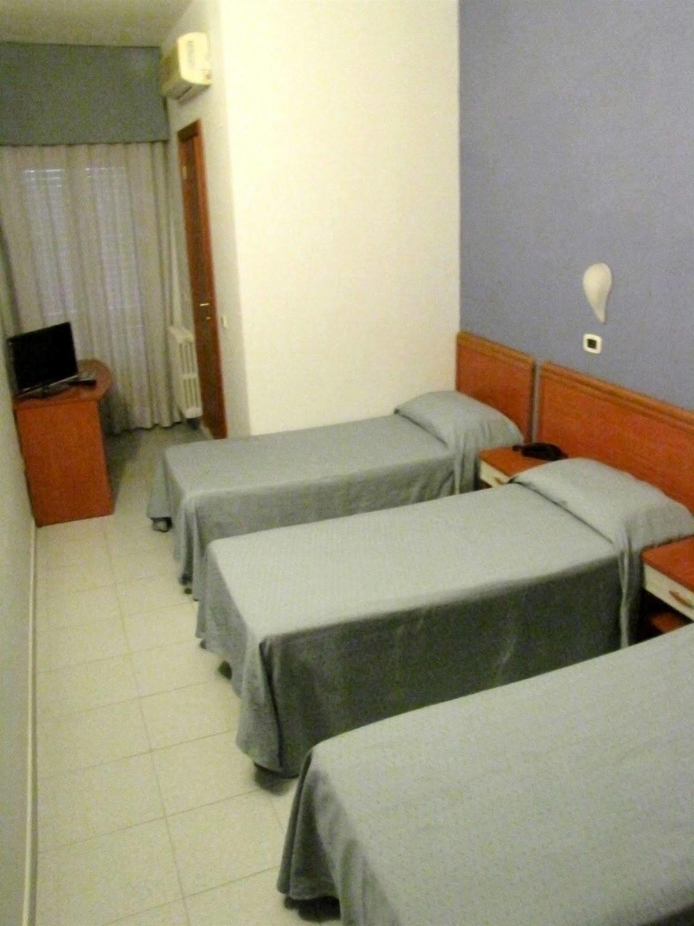 ואסטו Hotel Acquario מראה חיצוני תמונה